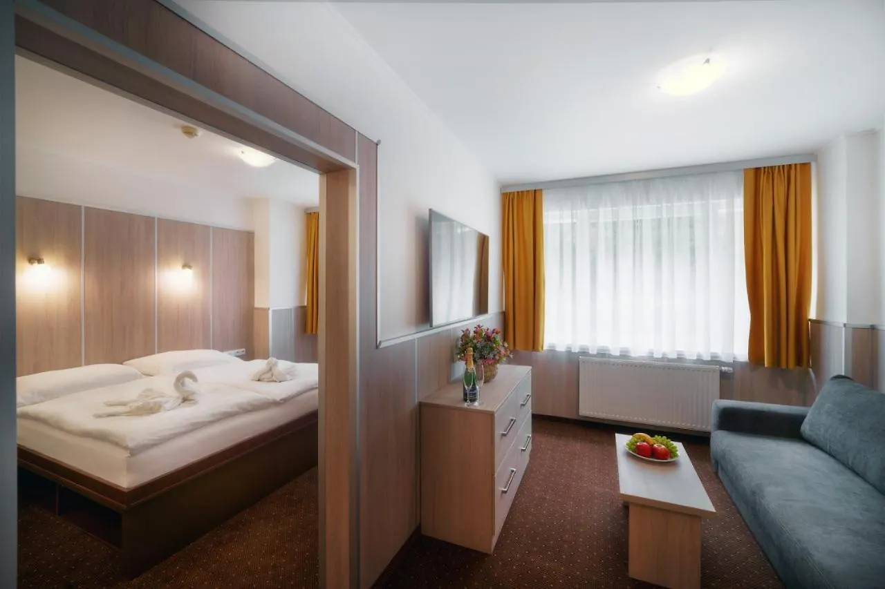 Wellness Hotel Green Paradise Brezova  Brezova (Karlovy Vary)