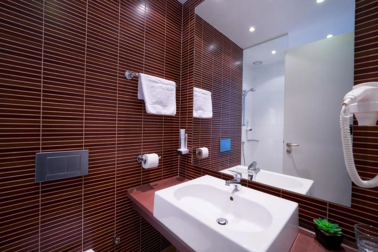 Wellness Hotel Green Paradise Brezova  4*, Brezova (Karlovy Vary)